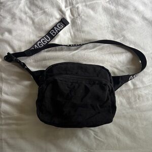 Baggu Fanny Pack OG strap